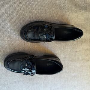 Sonoma Girls Black Slip On Shoes Size 3